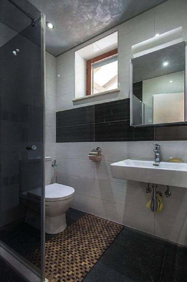 Villa Holiday Home Zvecanje Room photo
